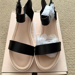 Classic Black Ankle-Strap Sandals — Comfortable Everyday Wear
